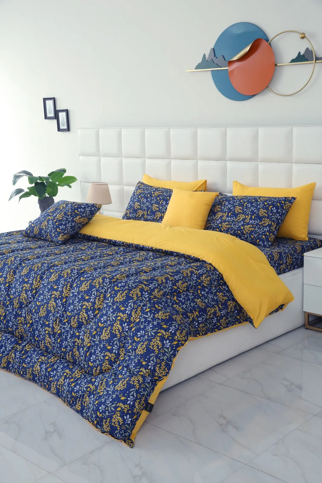 8 PCs Winter Comforter Set-Daffodil