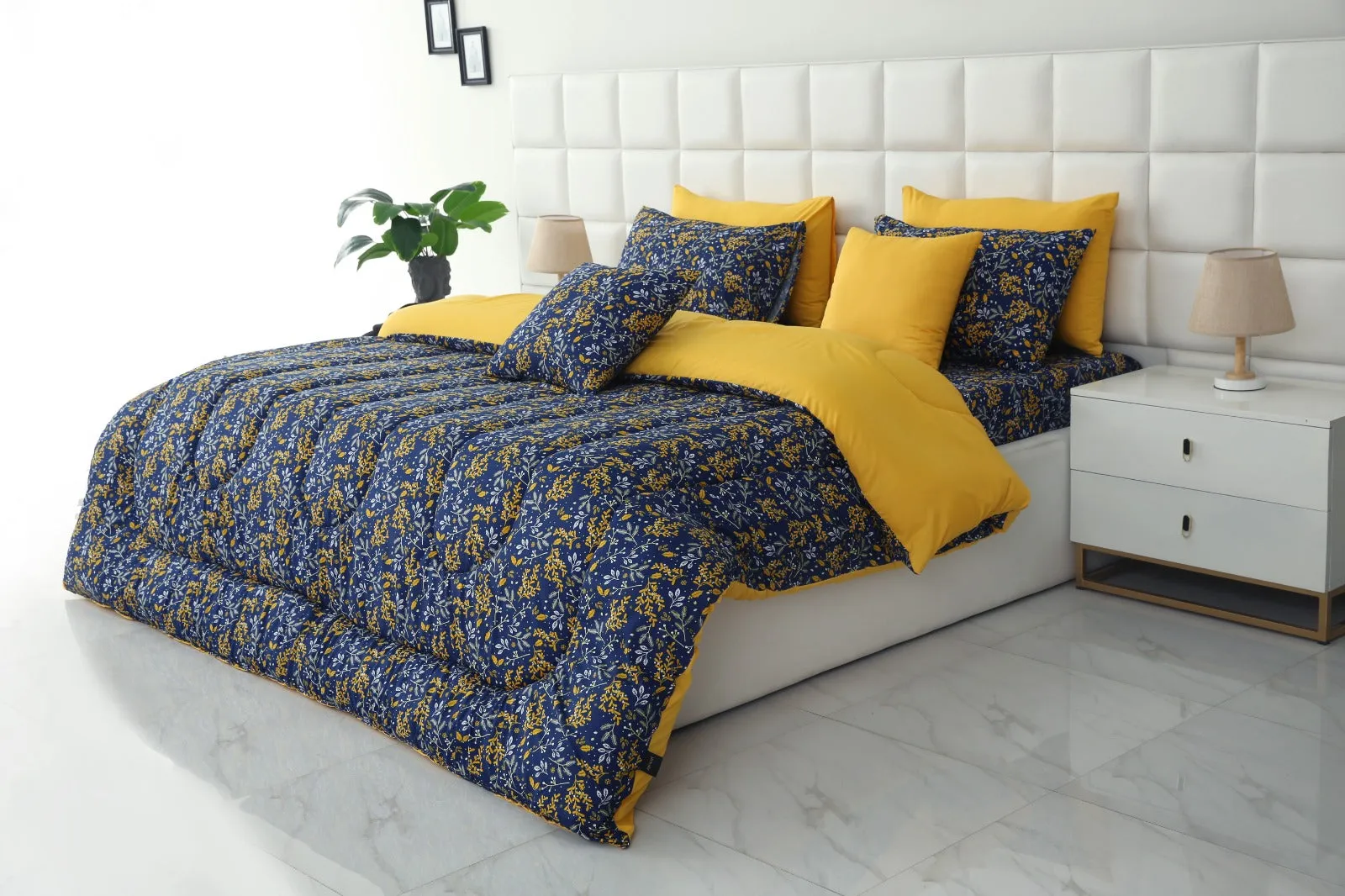 8 PCs Winter Comforter Set-Daffodil