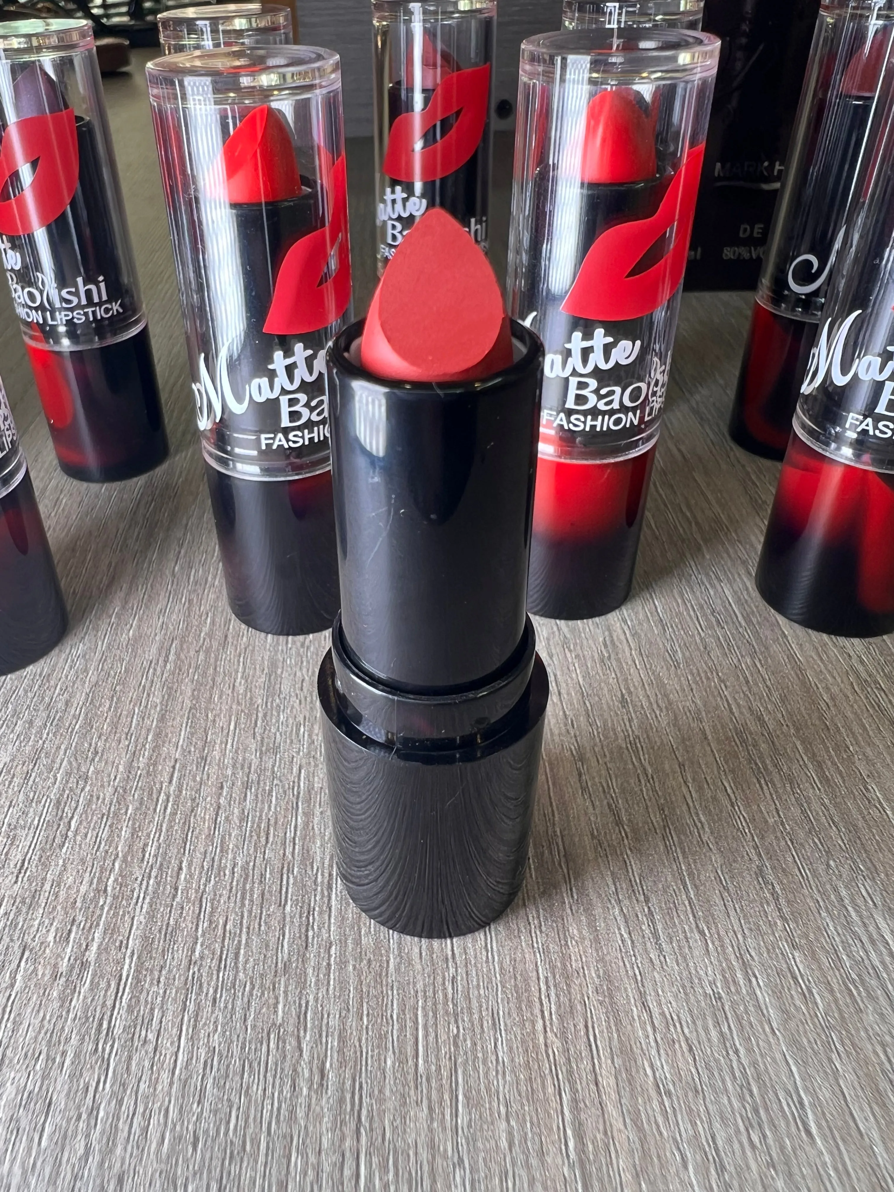 Baolishi Velvet Pure Matte Lipstick - Smooth & Vibrant