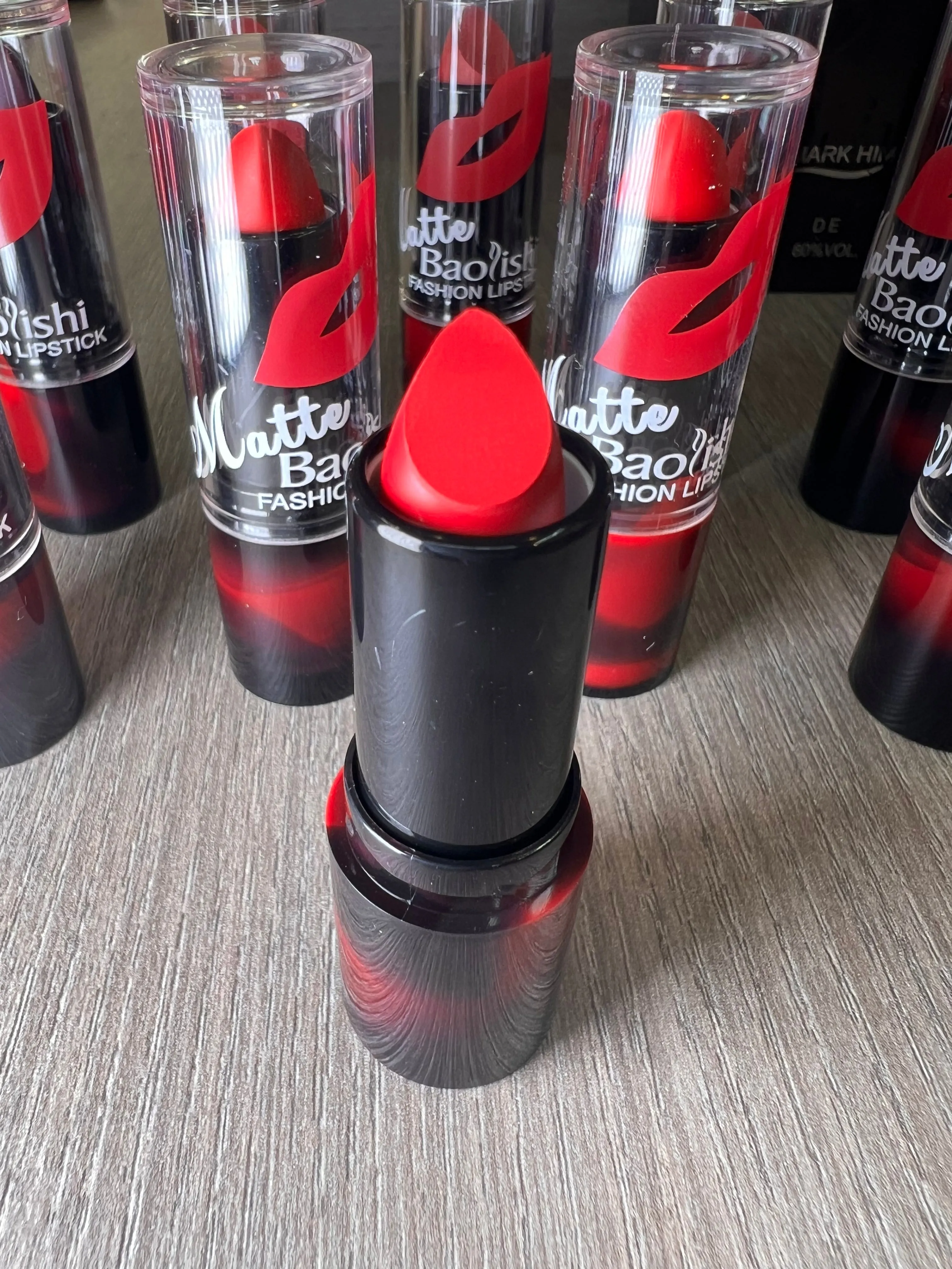 Baolishi Velvet Pure Matte Lipstick - Smooth & Vibrant