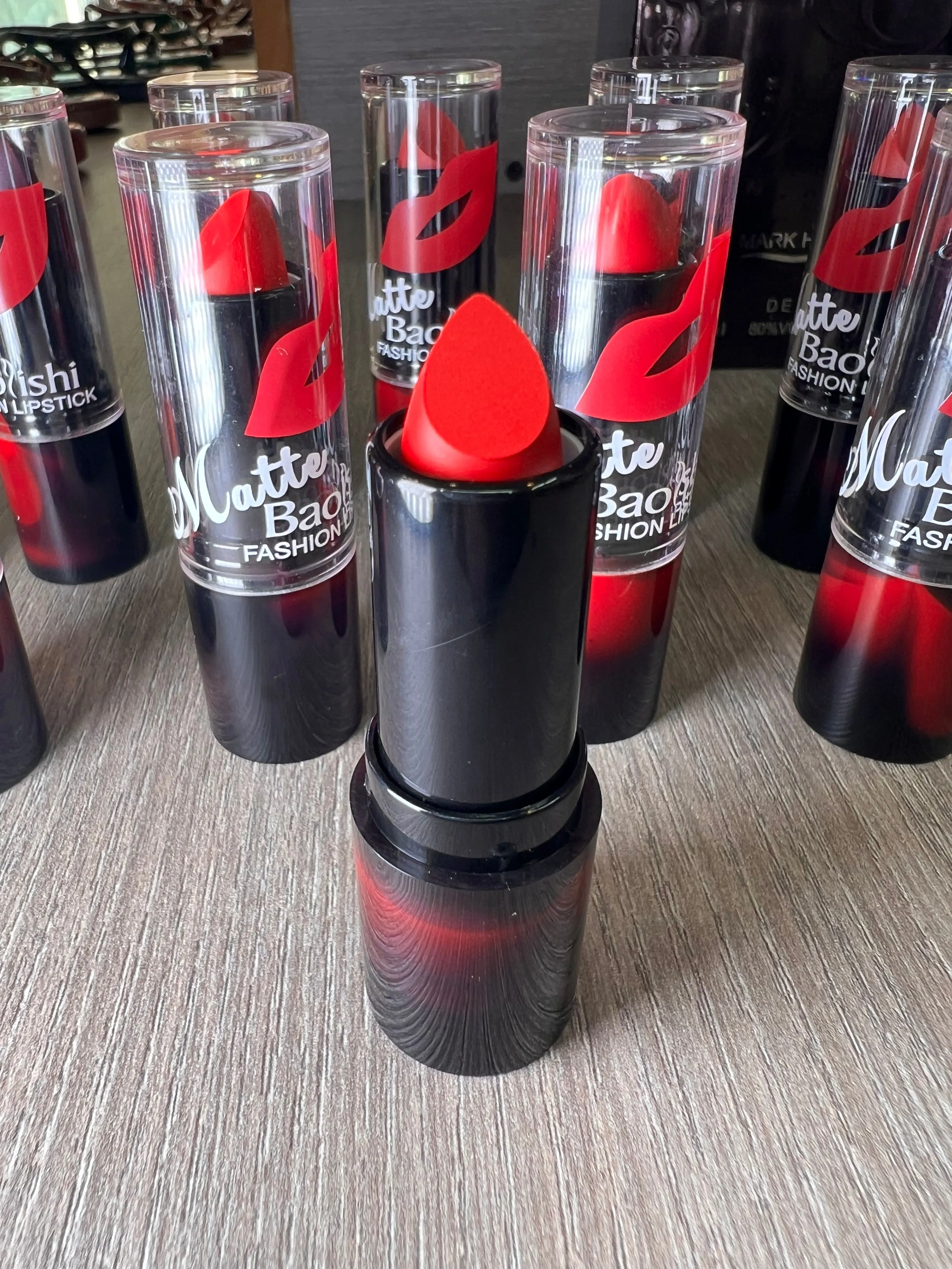 Baolishi Velvet Pure Matte Lipstick - Smooth & Vibrant