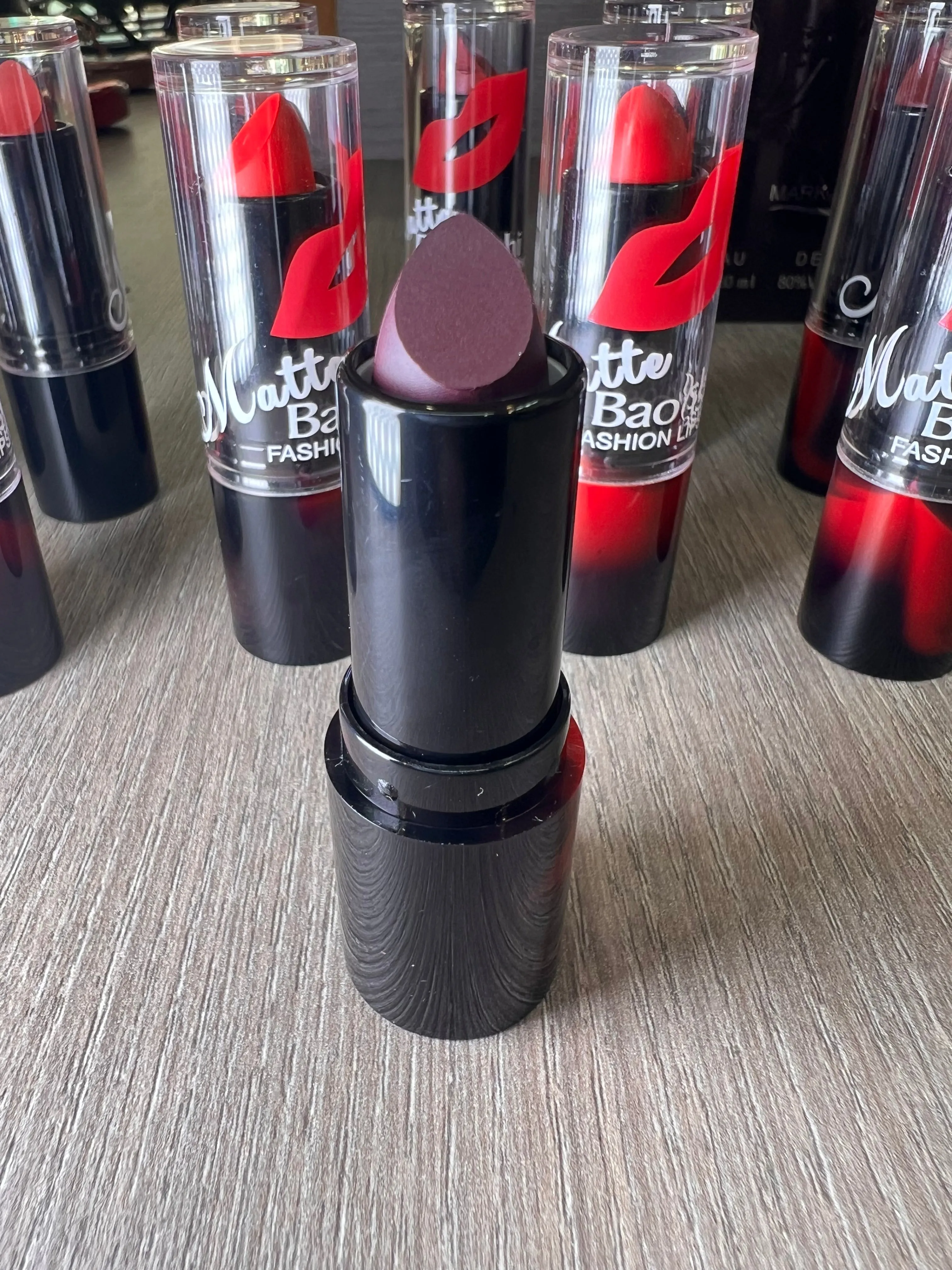Baolishi Velvet Pure Matte Lipstick - Smooth & Vibrant