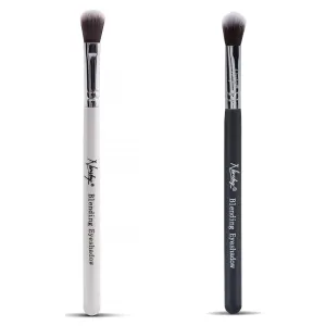 Blending Eyeshadow