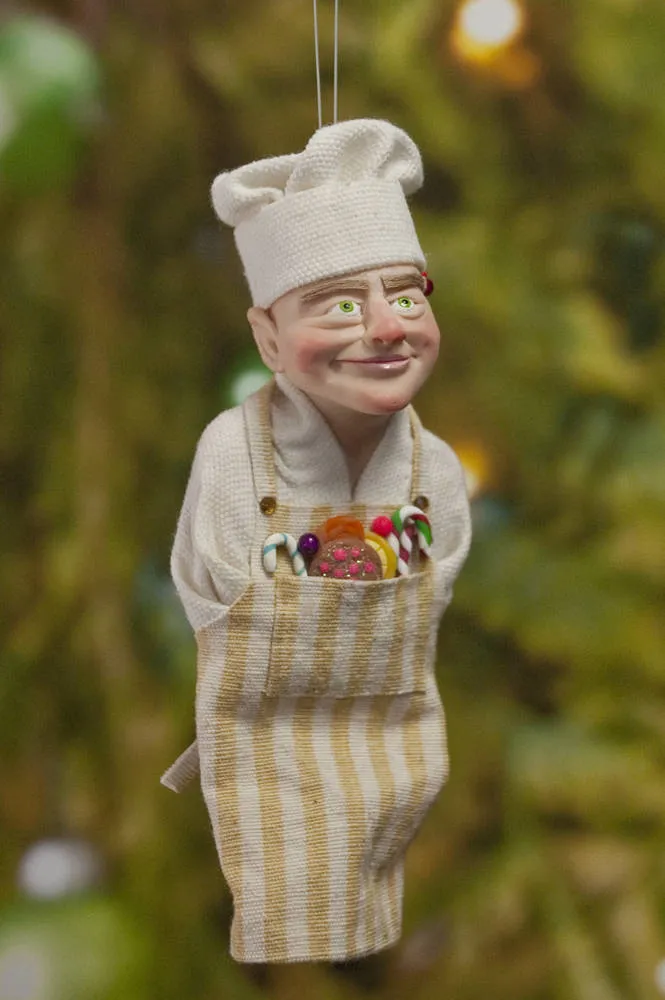 Chef Decoration Christmas - North Pole Elf - delightful gift for the chef - Cooking Apron with a Pocket full of Candy Canes