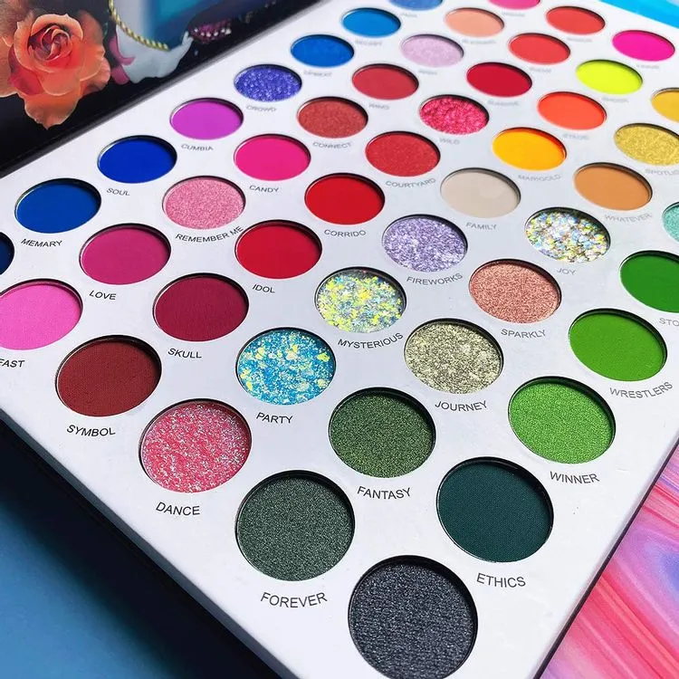 De'lanci La Catrina 54 Colors EyeShadow Palette