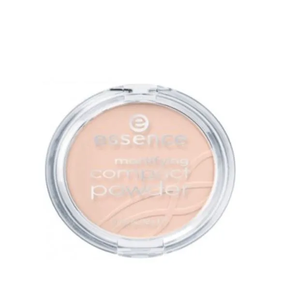 Essence Mattifying Compact Powder 04