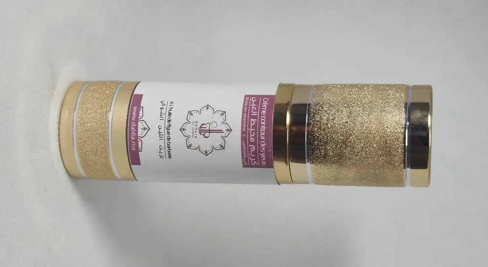 Eye contour cream with prickly pear oil