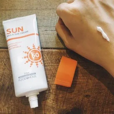FoodAHolic Multi SUN Cream SPF50  PA    ( Brightening & Anti-wrinkle ), 70ml