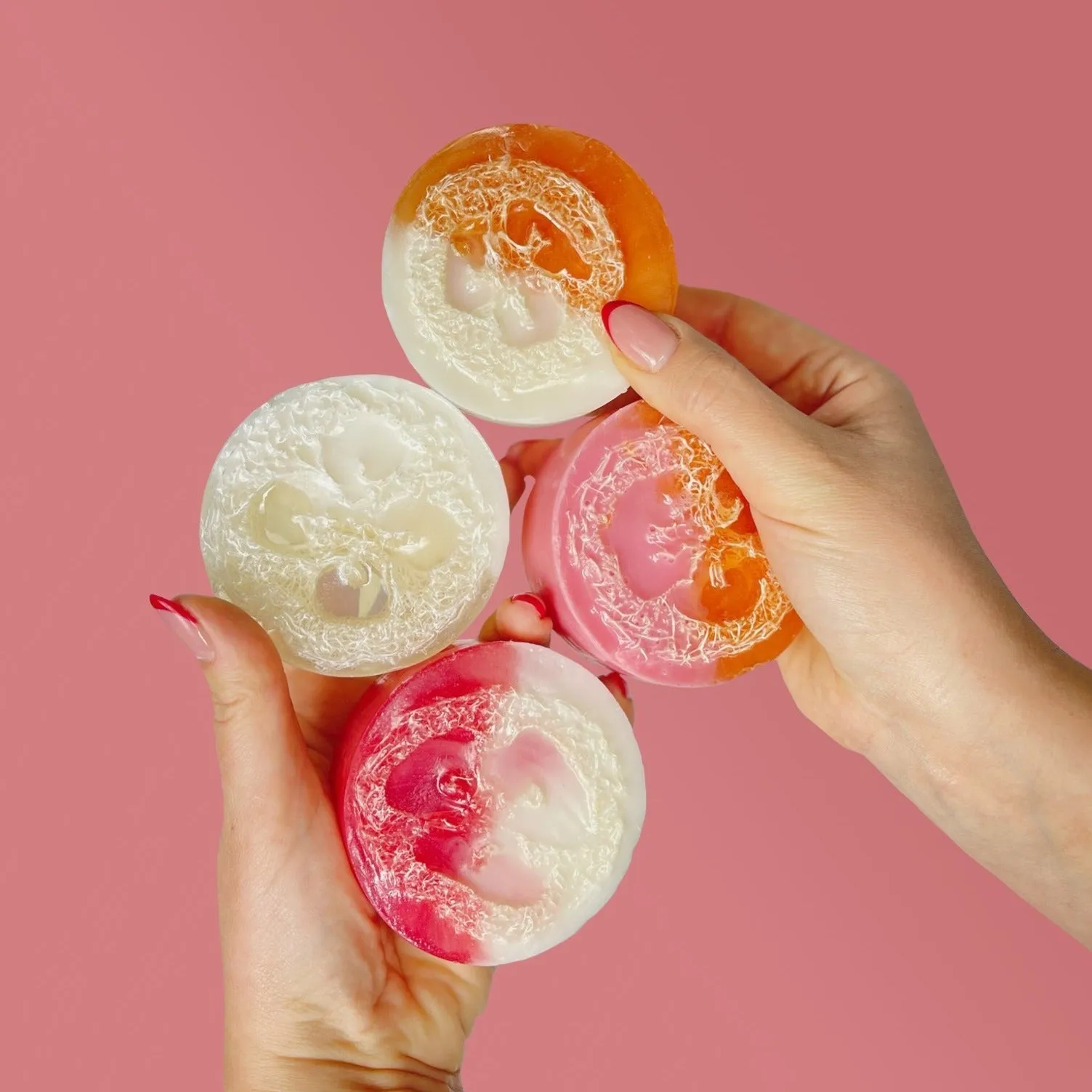 GIRLY TREATS Loofah Soap Collection