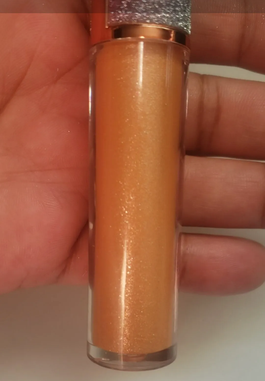 Glitter lip gloss