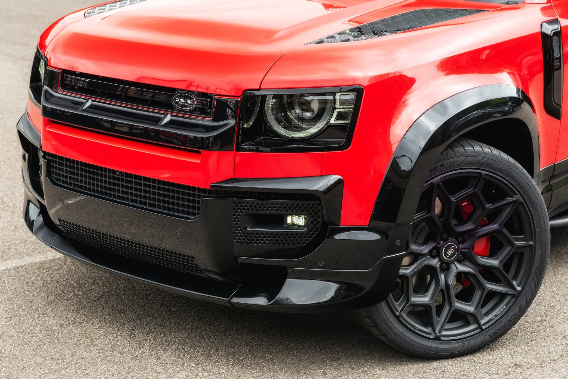 Land Rover Defender 110 - Rosso Corsa Red
