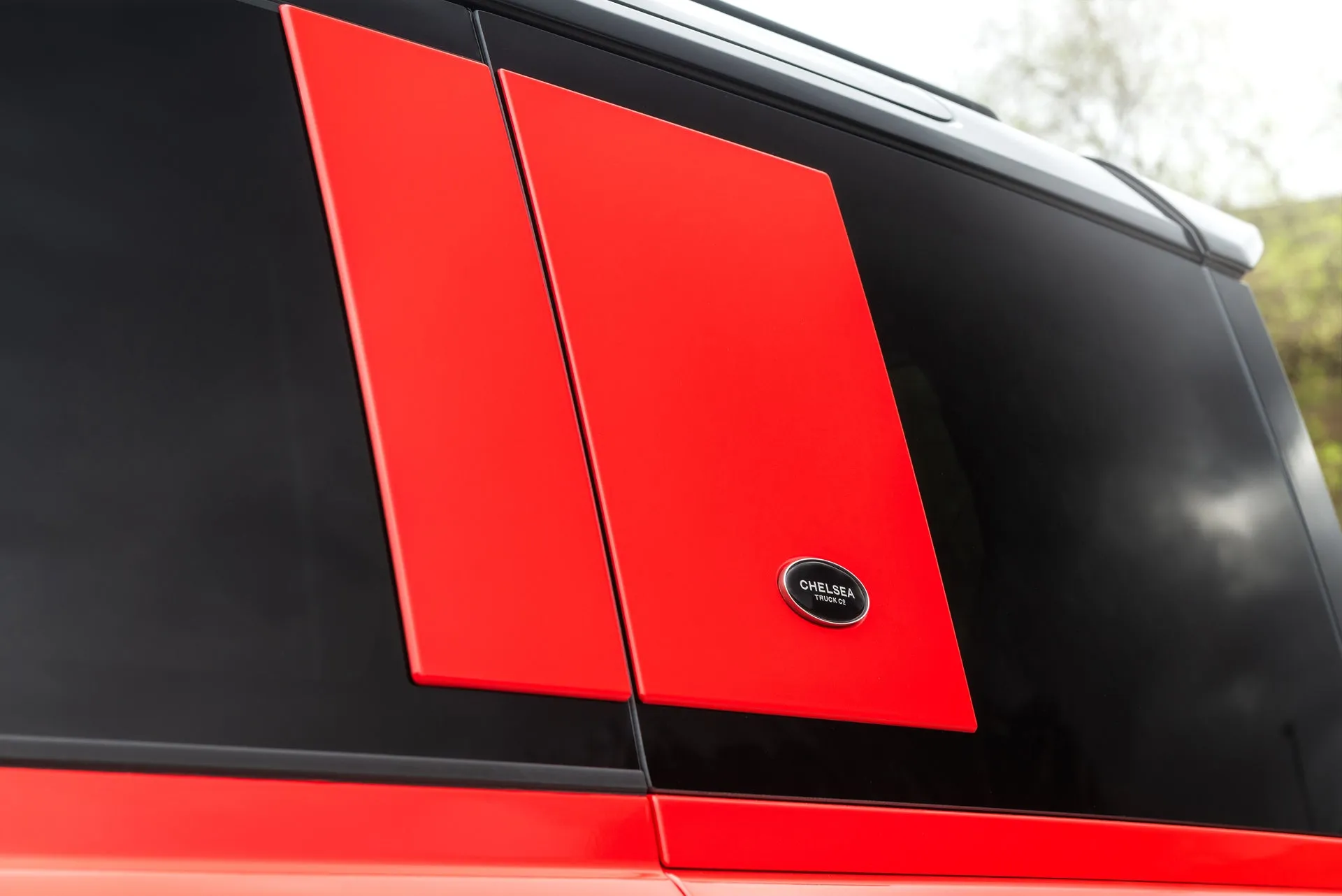 Land Rover Defender 110 - Rosso Corsa Red