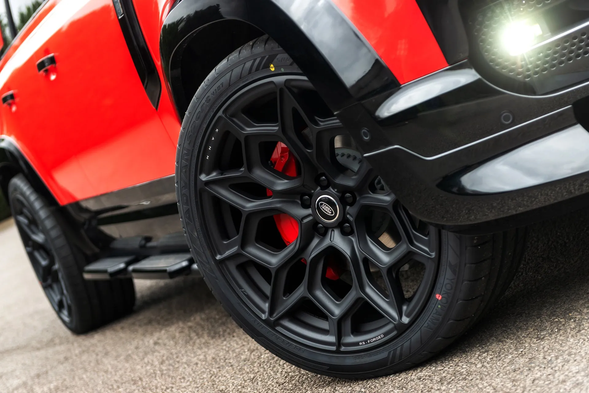 Land Rover Defender 110 - Rosso Corsa Red