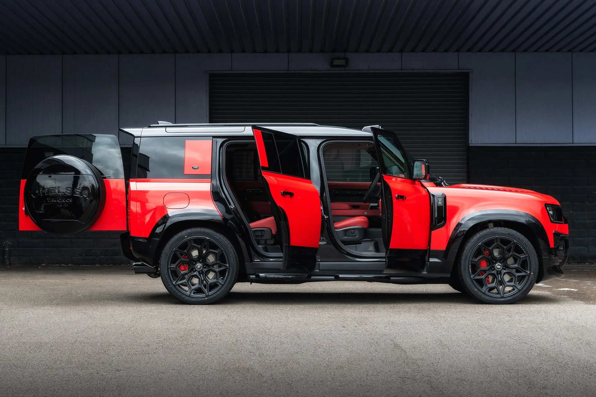 Land Rover Defender 110 - Rosso Corsa Red