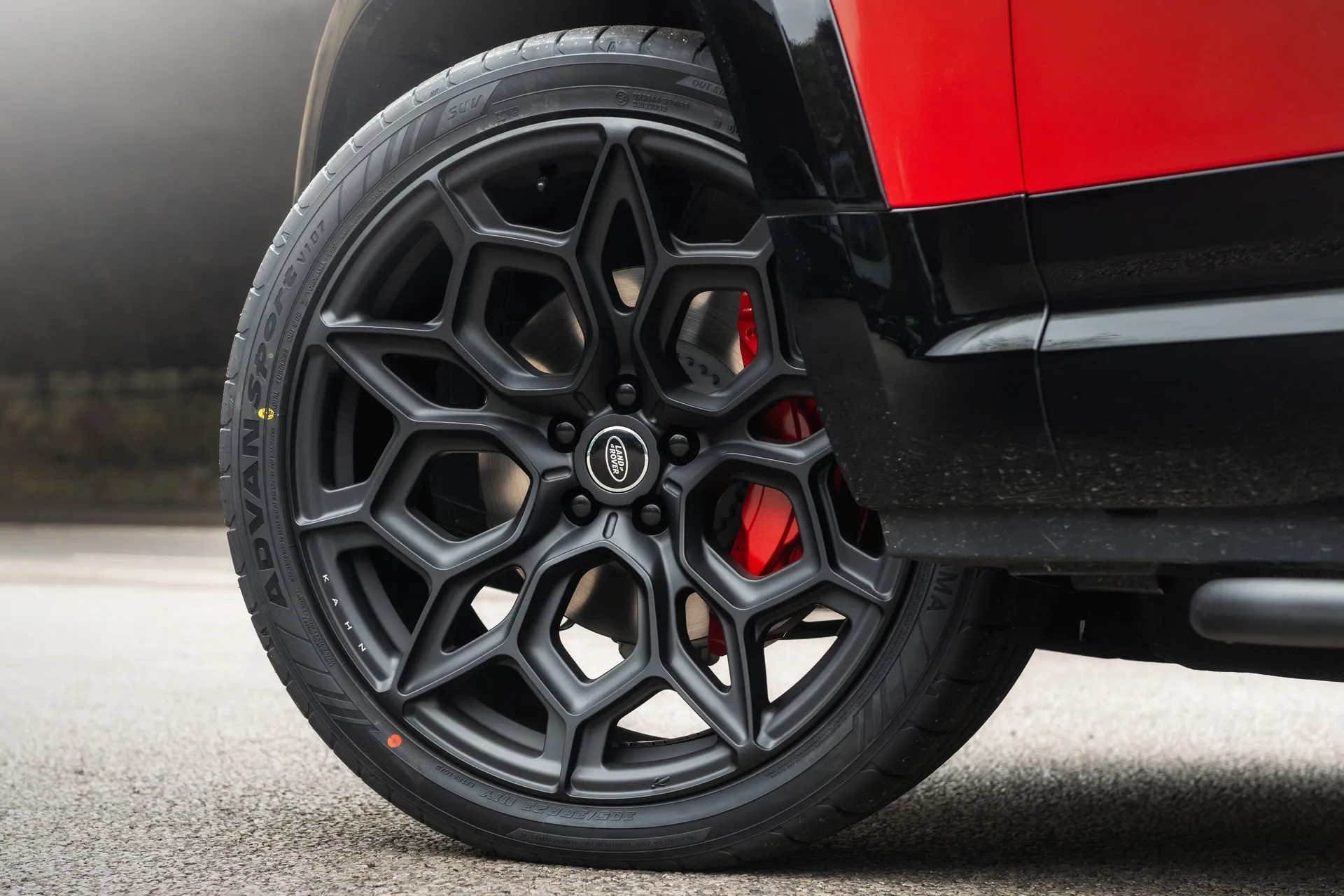 Land Rover Defender 110 - Rosso Corsa Red