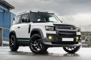 Land Rover Defender 90 - White Exterior