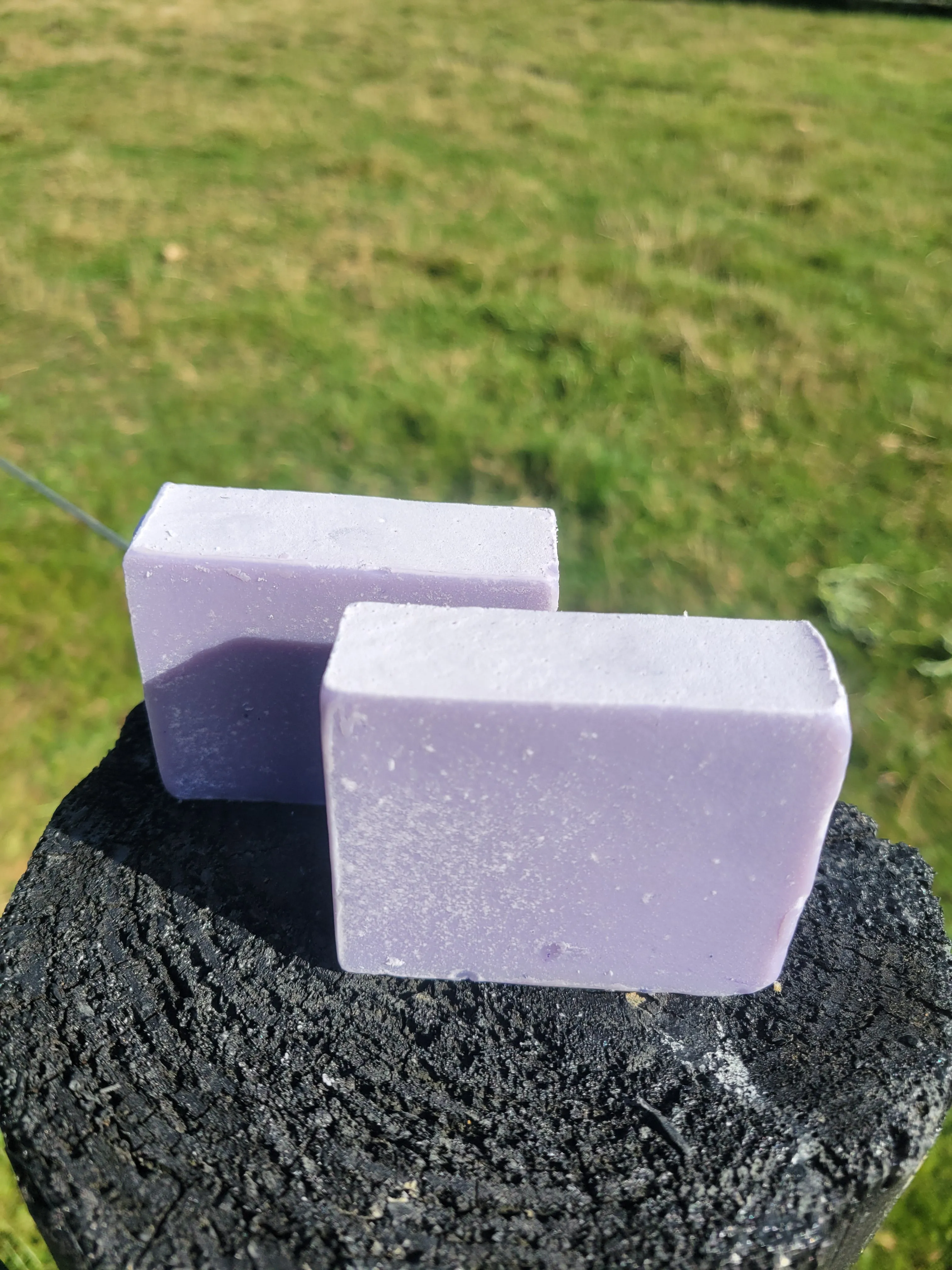 Lavender Goat Milk Soap for Sensitive Skin | Handmade, Paraben-Free, Natural Moisturizing Soap with Raw Goat Milk