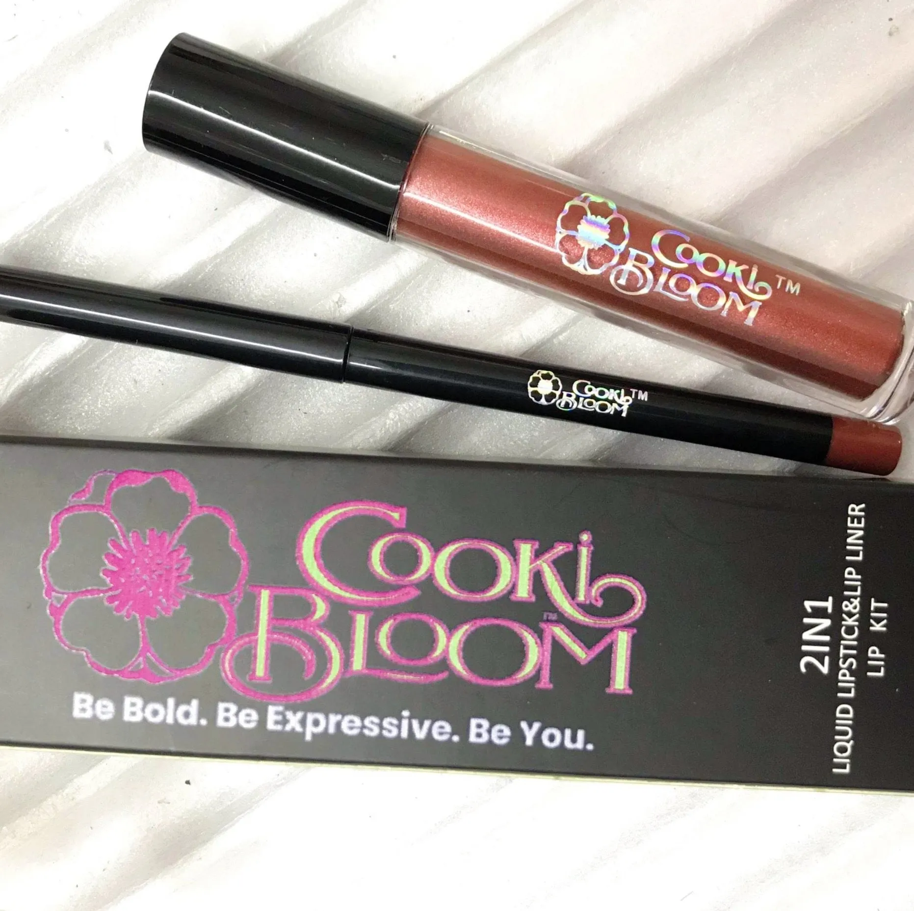 Metallic Coral Shimmer Lipgloss Kit