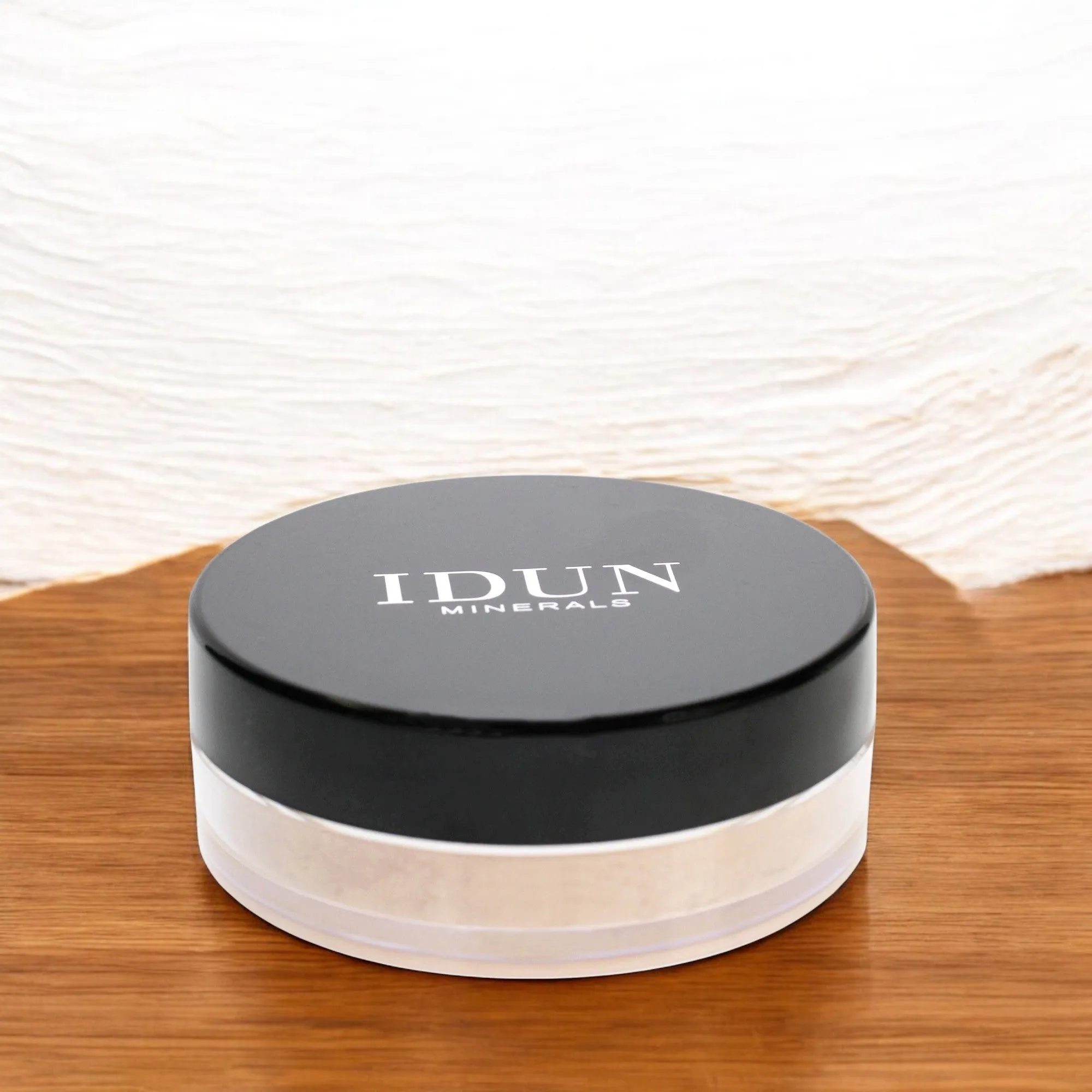 Mineral Powder Foundation SPF 15 - 044 Ylva by Idun Minerals for Women - 0.25 oz Foundation