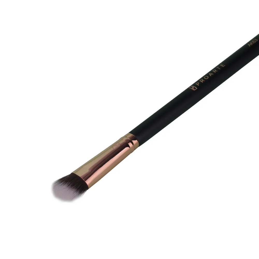 Mini Angled Kabuki Brush AK-63
