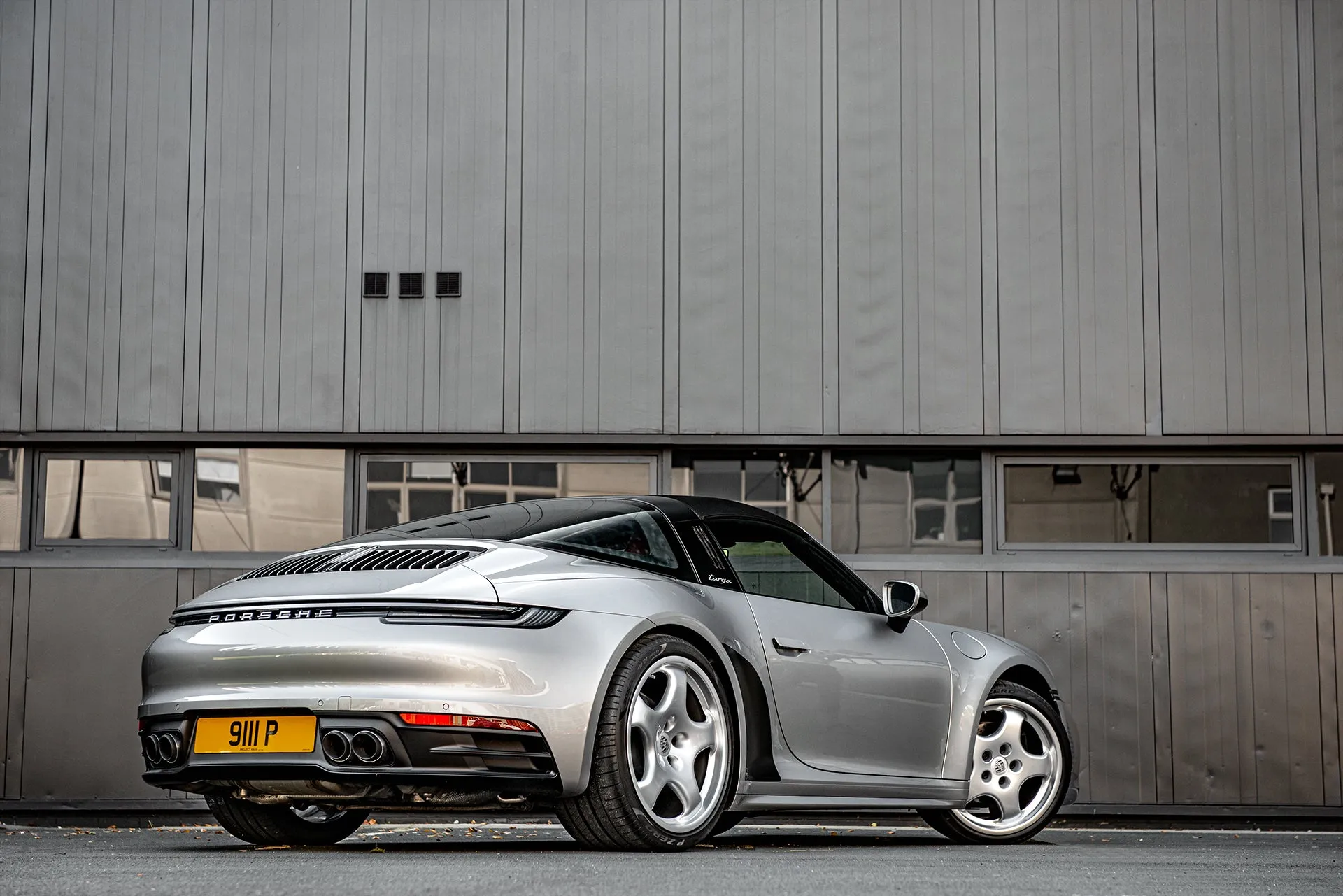 Porsche Targa 992 - Exterior Silver