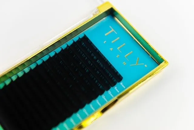 Tilly Lash Eyelash Extensions Individual Russian Lashes 0.05 CC Curl